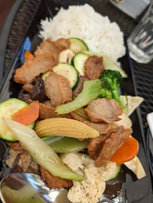 Cashew chicken at Blossom Vegetarian in Renton