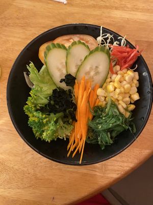 Ginger Seaweed Salad 🥗   at Sapporo in Palm Desert