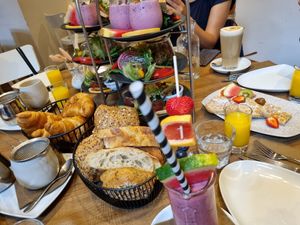 2x Grosses "Zeitgeist" Verwöhn-Frühstück - genug für 6 Personen at Cafe Zeitgeist in Lueneburg