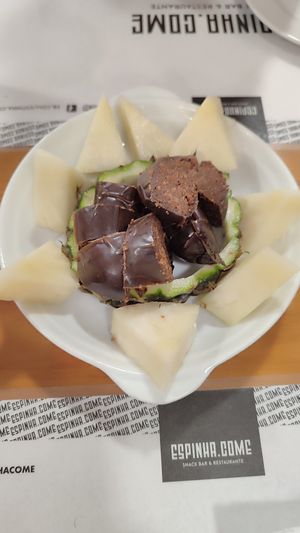 Morcilla,sopa,patatas fritas y hamburguesa veganas at Espinha.come in Sao Miguel