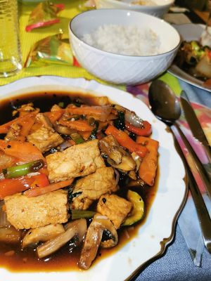 Thai-basil with vegetables, Tofu and rice at Asia Pham in Dornum