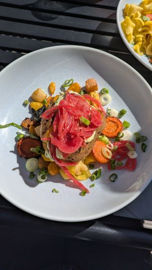 Baked potato with vegetables and wild garlic dip at Odins Haddeby in Busdorf