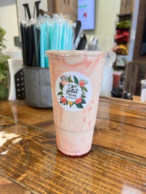 Just gave our Happy Cow sticker to this local group who are fully plant based! Come check them out   at The Healthy Edge in Springfield