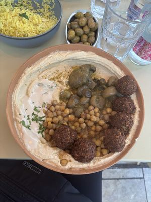   at Hummus Bar - Oktober in Budapest