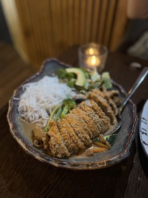 Crispy duck 🦆 vegan!   at Mama Vegan in Berlin