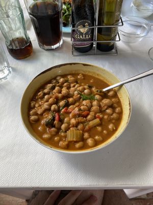 Chickpea stew at Meu Limao in Lagos