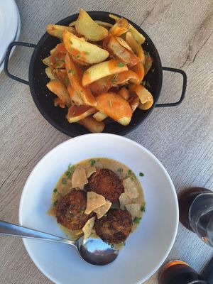 Batatas Pravas and Croquettes at Meu Limao in Lagos