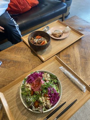 Açai bowl and vegan hummus bowl with a vegan cookie 🤤  at Woodberry Coffee - Ogikubo in Tokyo