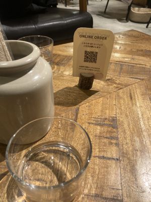 Order by QR Code - different languages available   at Woodberry Coffee - Ogikubo in Tokyo