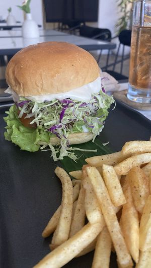 Colonel burger  at Sauce Tree Kuta in Kuta