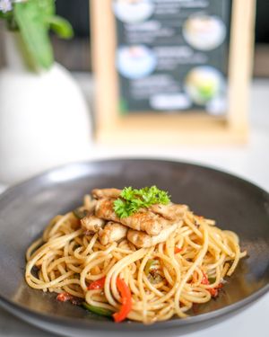 Aglio Olio Pasta - Pasta with our Homemade Aioli Sauce, Bell Peppers and Soy Meat. at Sauce Tree Kuta in Kuta