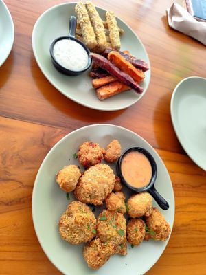 Buffalo cauliflower and sweet potato fries at Sauce Tree Kuta in Kuta