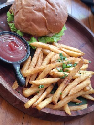 Chicken breast burger at Sauce Tree Kuta in Kuta