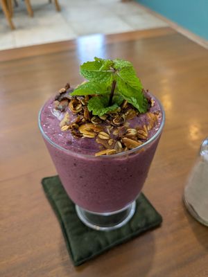 Mixed Berry Smoothie at Sauce Tree Kuta in Kuta