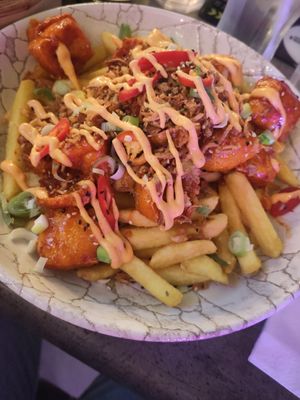 Loaded fries with crispy tofu, delicious!!! Can definitely be shared between 2 people at Hello Oriental in Manchester