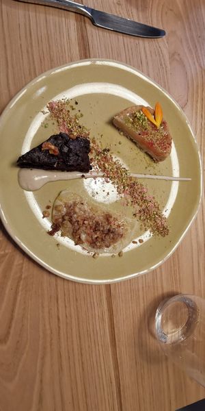 Dessert gourmand at L'Âne Têtu in Desaignes