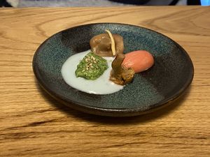 Amuse-bouche  at L'Âne Têtu in Desaignes