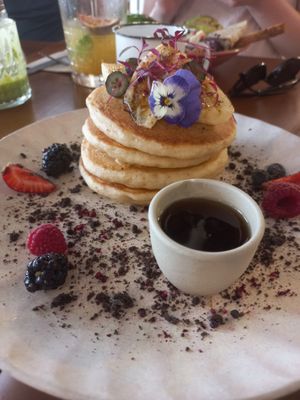 Vegan pancakes 6euros50 at Miolo in Lisbon