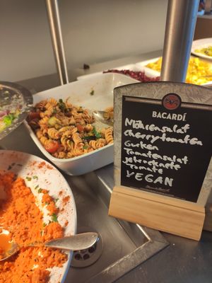 Salad-buffet brunch at Ecco in Cologne