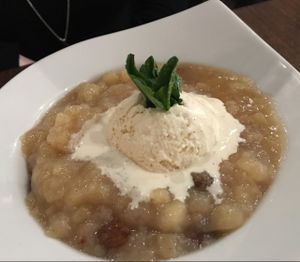 apple, raisins & soy milk ice cream at Ecco in Cologne