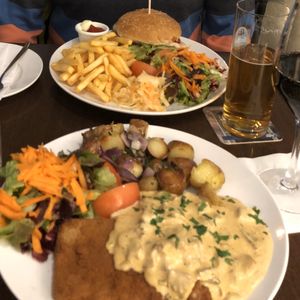 vegan jägeschnitzel at Ecco in Cologne