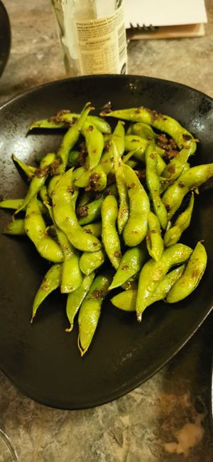 Edamame with truffels at Casa Sanz at Hotel Bidasoa in Santiago