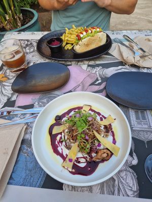 Invierno dish and hot dog at Casa Sanz at Hotel Bidasoa in Santiago