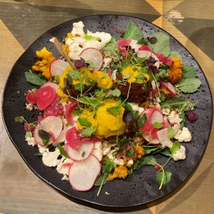 Vegan & GF falafel salad  at Bill's in Cambridge