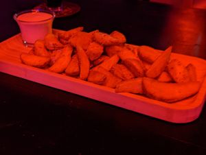 Perfectly-fried and seasoned Mexican potatoes and yummy aioli at Comfort Kitchen in Tbilisi