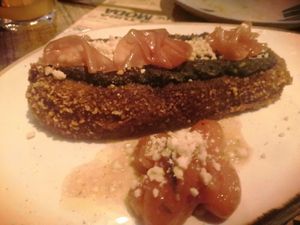 Melanzane croccanti at Distrito Vegano Invernadero in Madrid