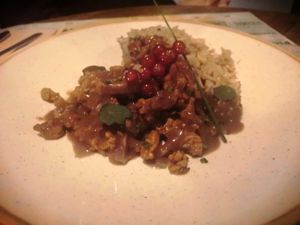 Kabuli pulao at Distrito Vegano Invernadero in Madrid