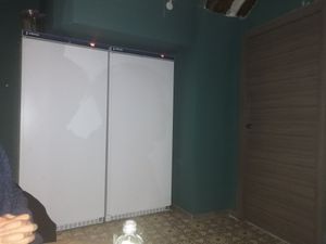 Vistas desde las últimas mesas at Distrito Vegano Invernadero in Madrid