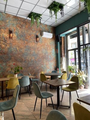 Restaurant   at Distrito Vegano Invernadero in Madrid