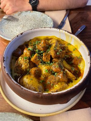 Criollas patatos at Distrito Vegano Invernadero in Madrid