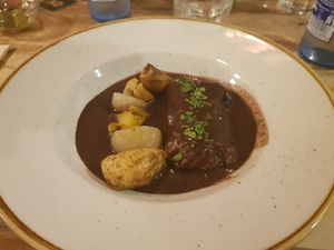"Oxtail" at Distrito Vegano Invernadero in Madrid