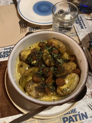 Patatas criollas  at Distrito Vegano Invernadero in Madrid