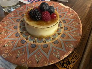 Cheesecake   at Distrito Vegano Invernadero in Madrid
