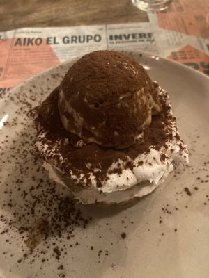 Tiramisu   at Distrito Vegano Invernadero in Madrid
