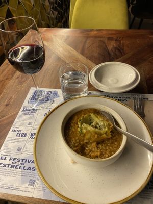 Arroz valenciana (prob microwaved cause it took minutes to serve and def didn’t taste fresh)  at Distrito Vegano Invernadero in Madrid