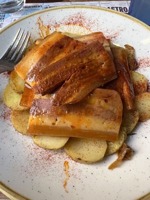 Gallician Lacon  at Distrito Vegano Invernadero in Madrid