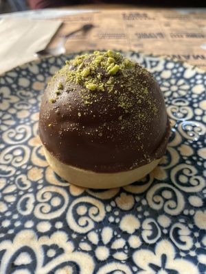 Pistacho Caramelo  at Distrito Vegano Invernadero in Madrid