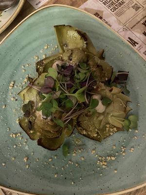 alcachofas  at Distrito Vegano Invernadero in Madrid