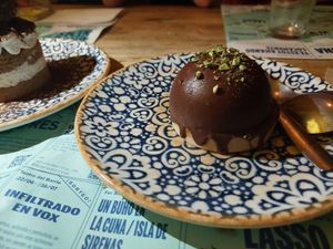 Dessert / Pistacho Caramelo at Distrito Vegano Invernadero in Madrid