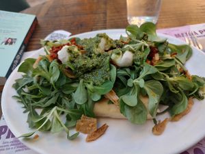 T at Distrito Vegano Invernadero in Madrid