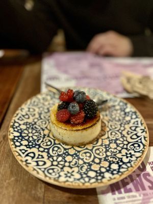 Cheesecake   at Distrito Vegano Invernadero in Madrid