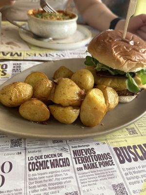 Hamburger   at Distrito Vegano Invernadero in Madrid