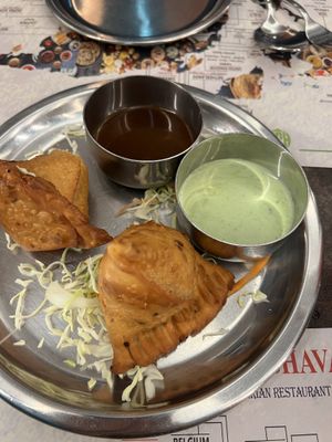 Samosa  at Saravanaa Bhavan in Rome