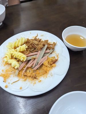 Banh beo at Tinh Tam Vegan in Hue