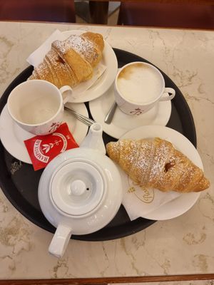  at Pasticceria Rosa Salva in Venice