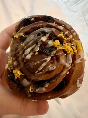 Chelsea bun  #Veganuary at Tebay Services Southbound in Orton